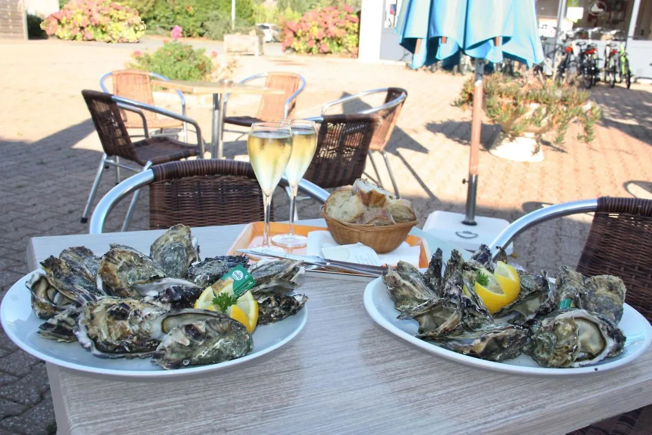 Hotel Azureva Kerjouanno à Arzon Village de vacances