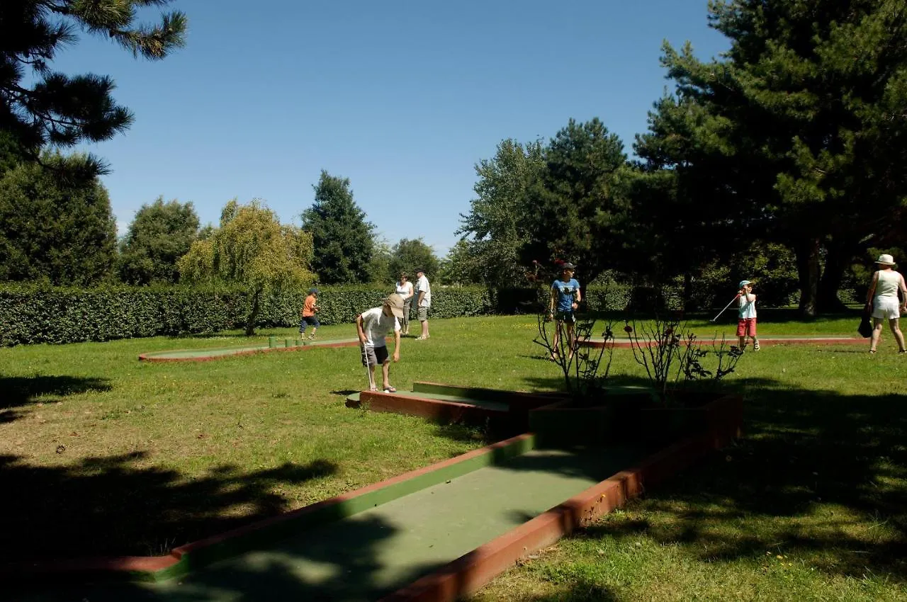 Azureva Kerjouanno Otel Arzon 3*,  Fransa